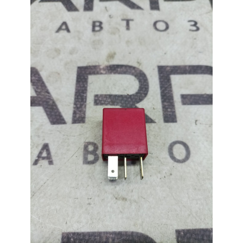 Реле (электрика) Jeep Renegade BU 34f231002