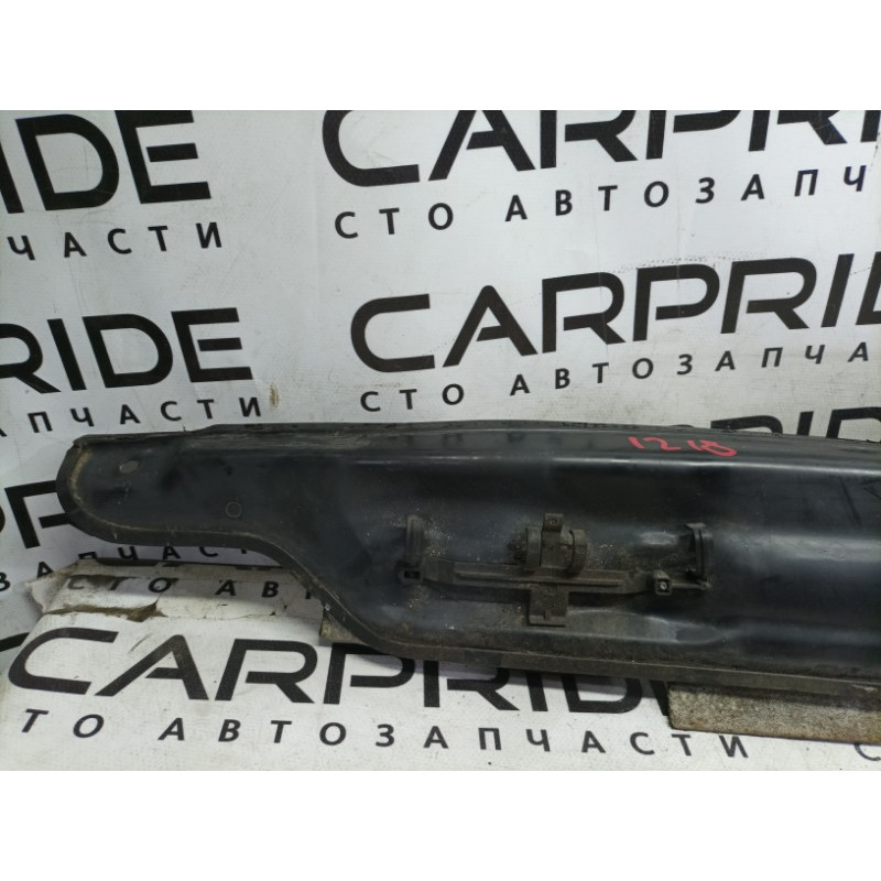 Пластик подкапотный (кузов и элементы) Volkswagen Golf 1K 2.5 1k0805277