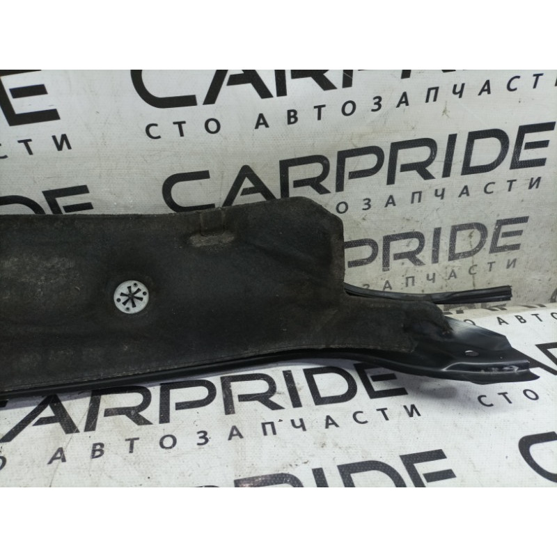 Пластик подкапотный (кузов и элементы) Volkswagen Golf 1K 2.5 1k0805277