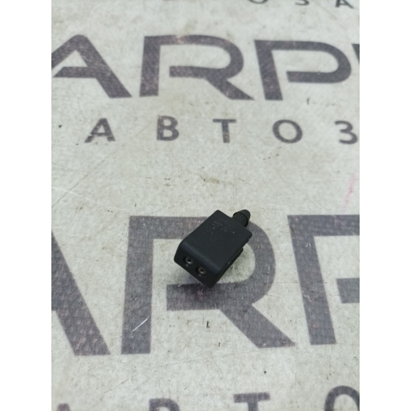 Форсунка омывателя (кузов и элементы) Renault Megane 2 2004 1.9 DCI 082347