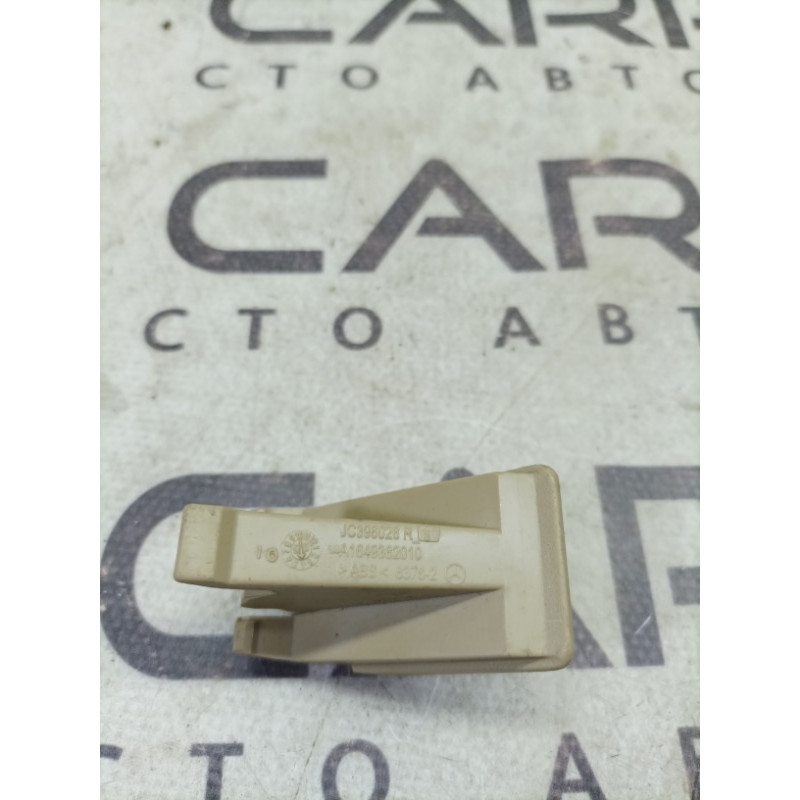Заглушка сидіння (салон) Mercedes-Benz GL X164 2012 4.6 a1649382010