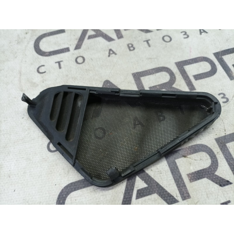 Крышка динамика (салон) BMW 5-series E34 1994 M50B25 51451973701