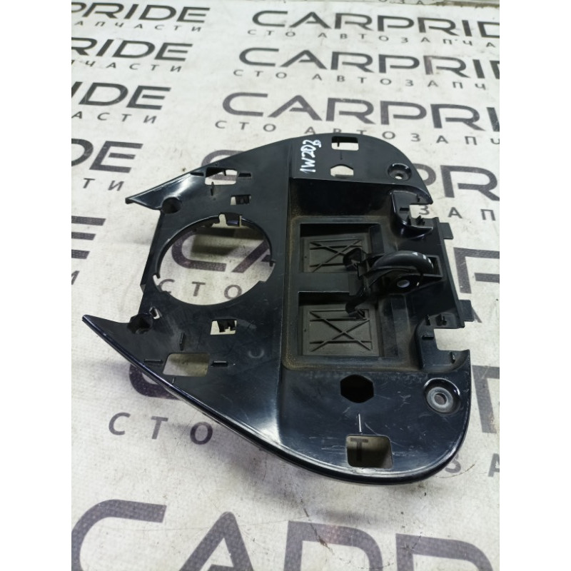 Дефлектор воздуховода (салон) Mercedes-Benz C-class W203 1.8 M111.951 a2038300854