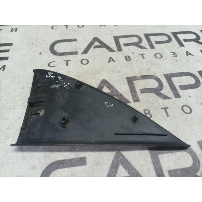 Молдинг двери (уголок) внутренний (кузов и элементы) BMW 3-series E36 1996 M43b16 51321960885