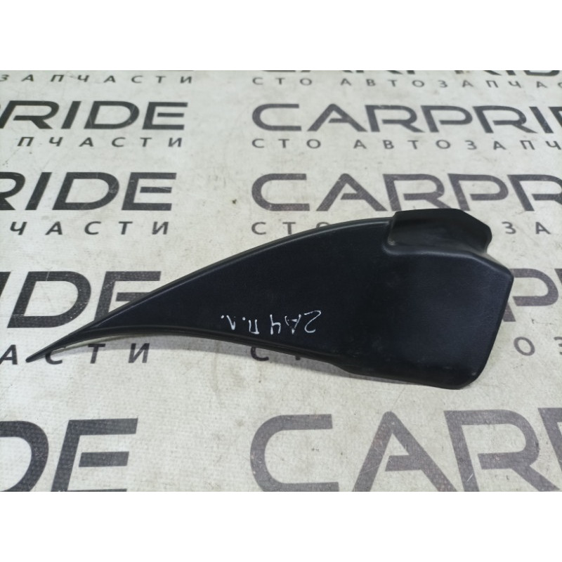 Накладка зеркала (салон) AUDI A4 B6 2.4BDV 8e0858705