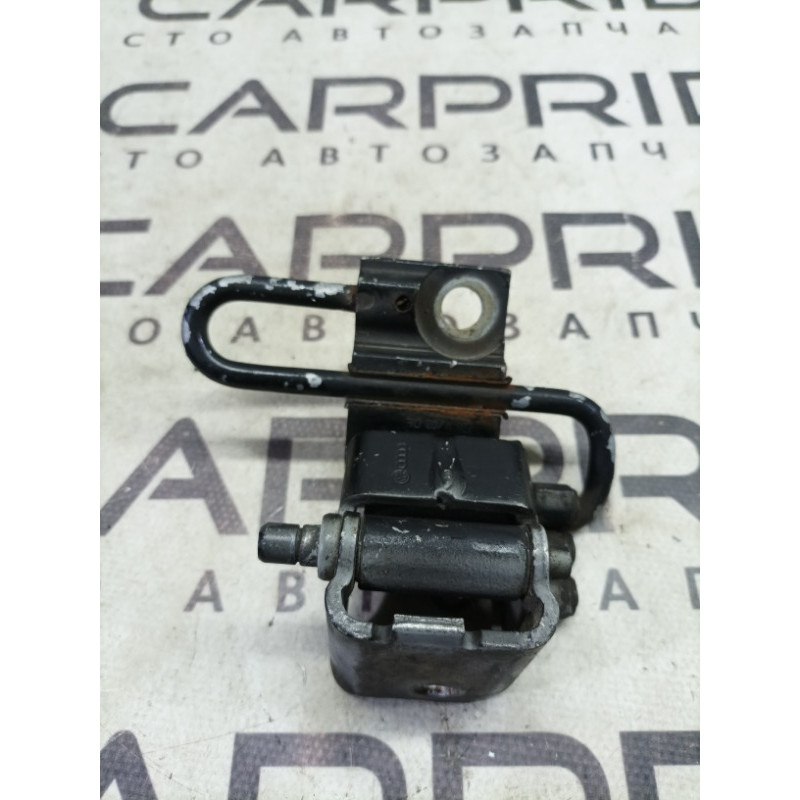 Петля дверей (кузов і елементи) Audi A6 C6 8e0831412b