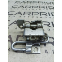 Петля двери