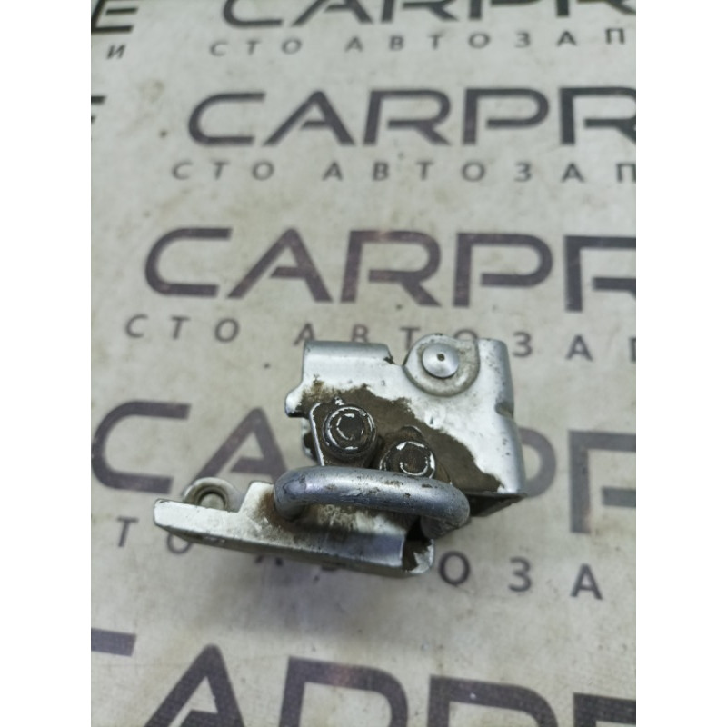 Петля двери (кузов и элементы) Volkswagen Golf 1K 2004 2.0 BKD 1k4833411h