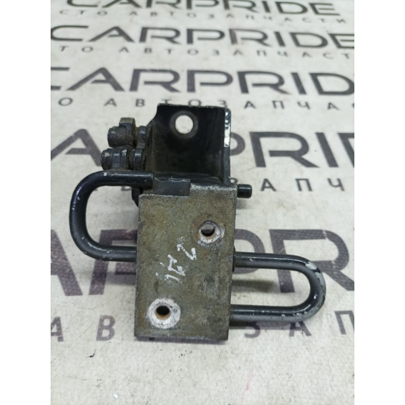 Петля двери (кузов и элементы) AUDI A4 B6 2003 1.8 BFB 8e0833411