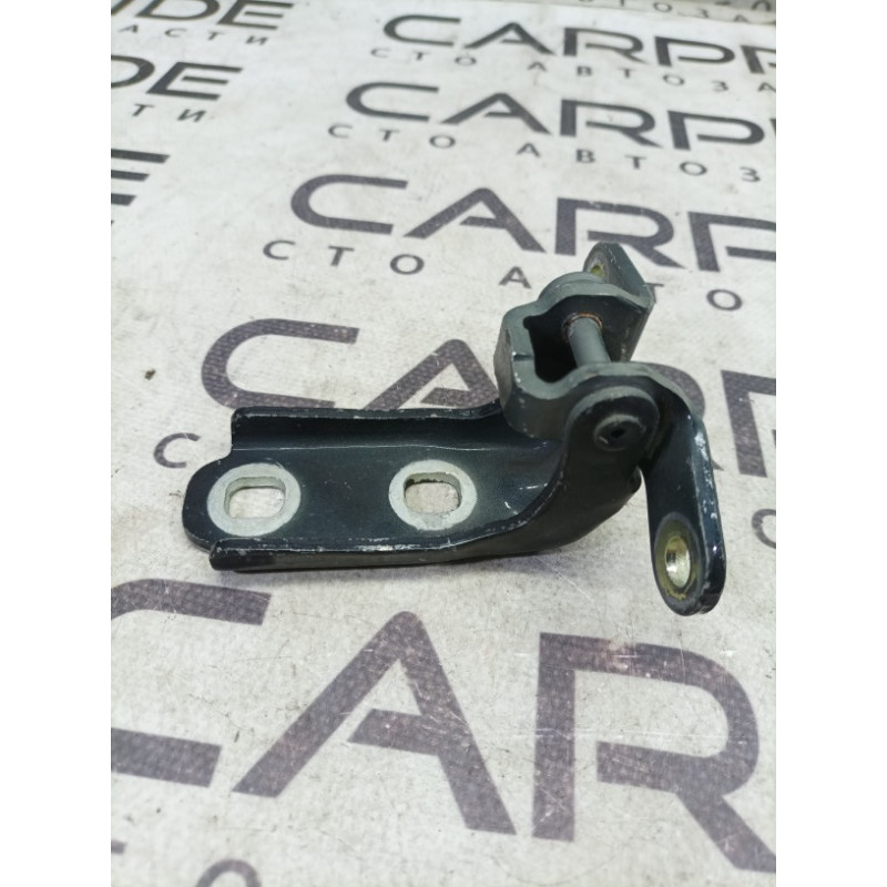 Петля двери (кузов и элементы) CHEVROLET Cruze J300 2012 1.8 13501715