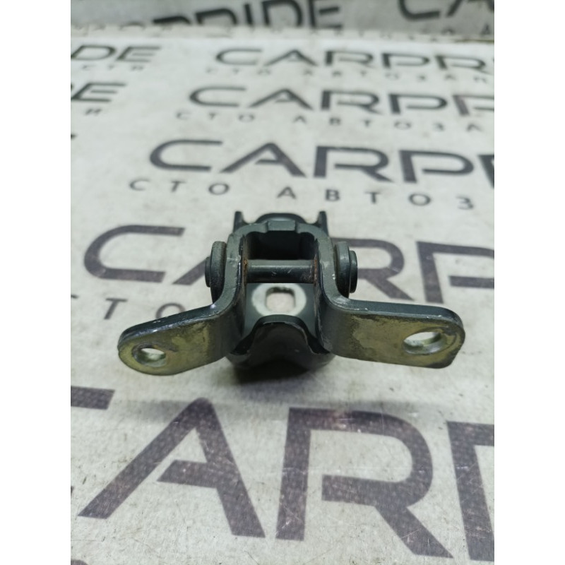 Петля двери (кузов и элементы) CHEVROLET Cruze J300 2012 1.8 13501715