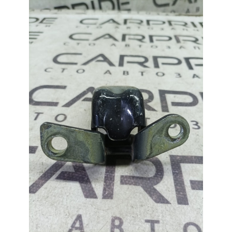 Петля двери (кузов и элементы) CHEVROLET Cruze J300 2012 1.8 13501715