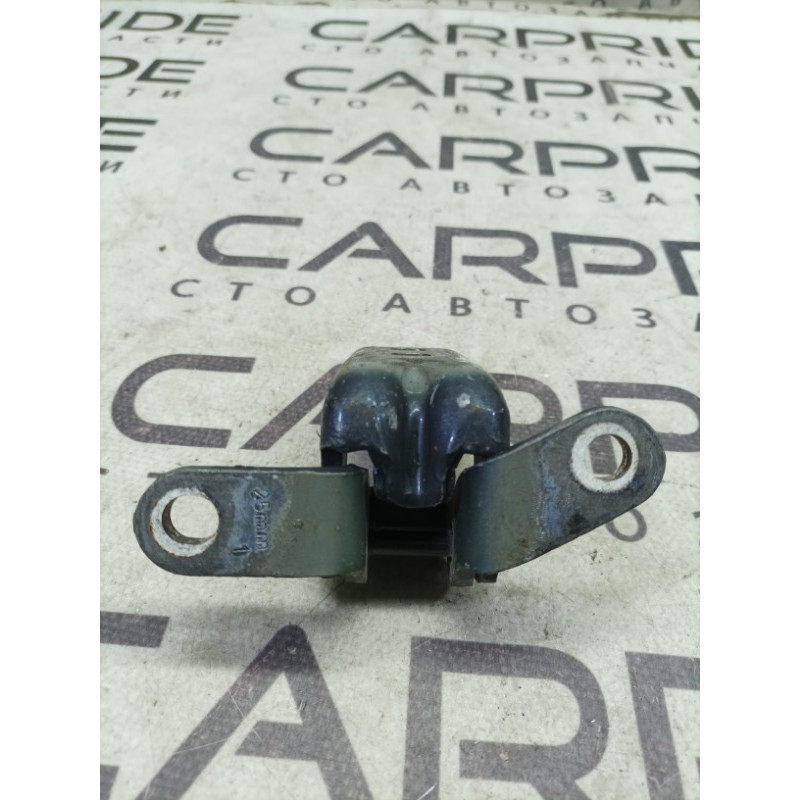 Петля дверей (кузов і елементи) CHEVROLET Volt 1 2012 1.4 20992731