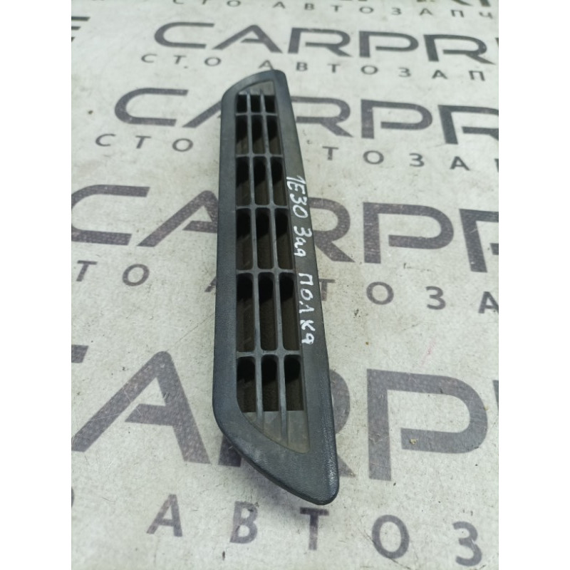 Накладка торпеды (салон) BMW 3-series E30 M21d24 51461929555