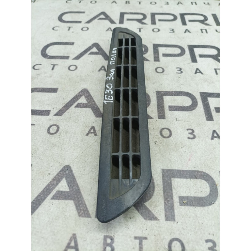 Накладка торпеды (салон) BMW 3-series E30 M21d24 51461929555