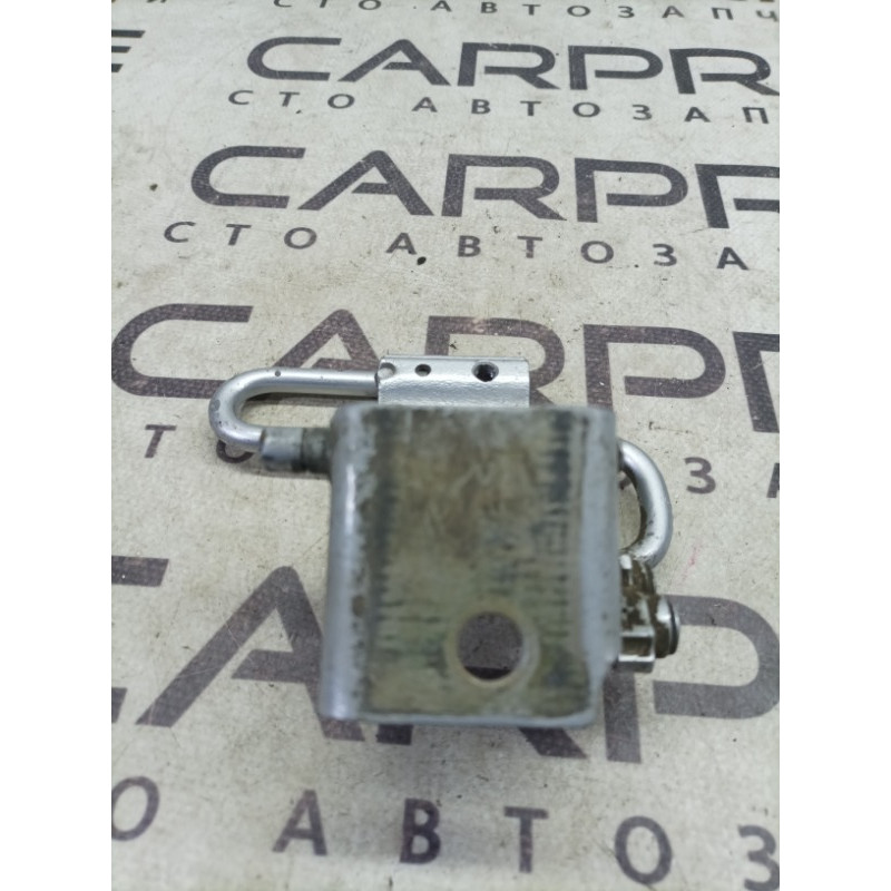 Петля двери (кузов и элементы) AUDI A4 B6 2.4BDV 8e0833412