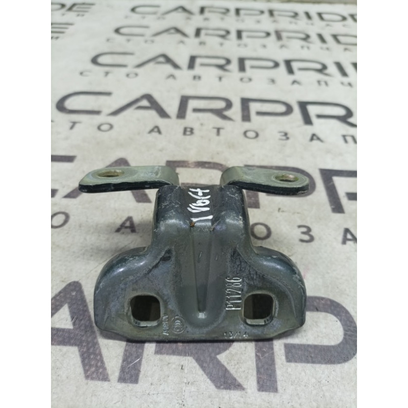 Петля дверей (кузов і елементи) CHEVROLET Volt 1 2012 1.4 13501713
