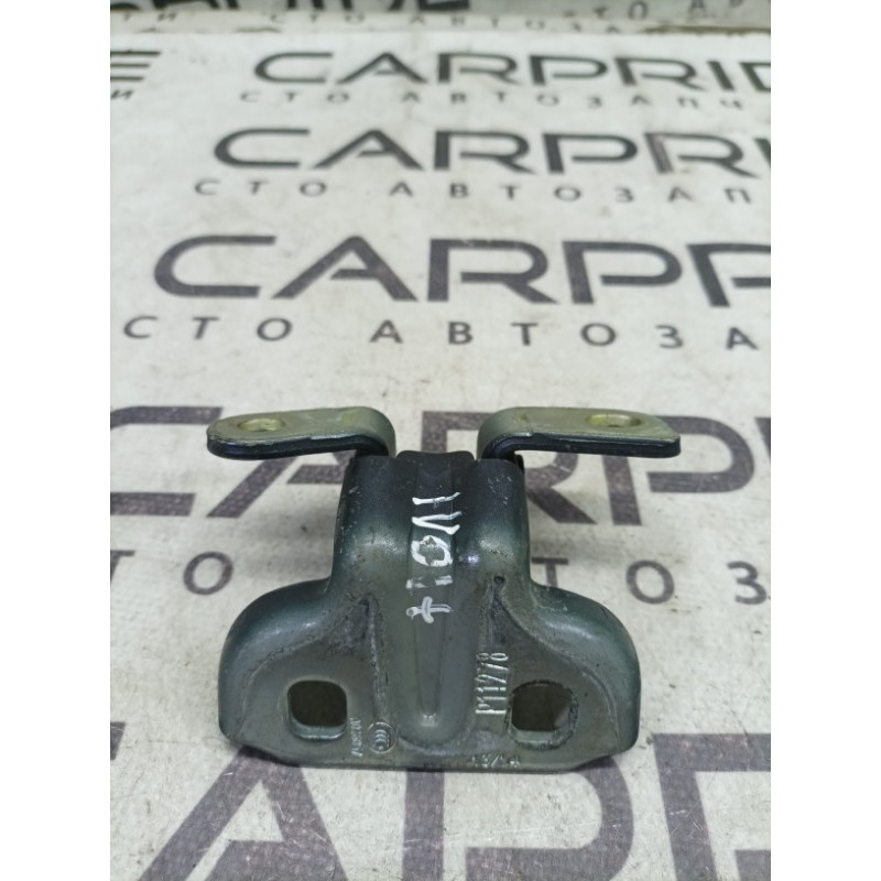 Петля дверей (кузов і елементи) CHEVROLET Volt 1 2012 1.4 13501714