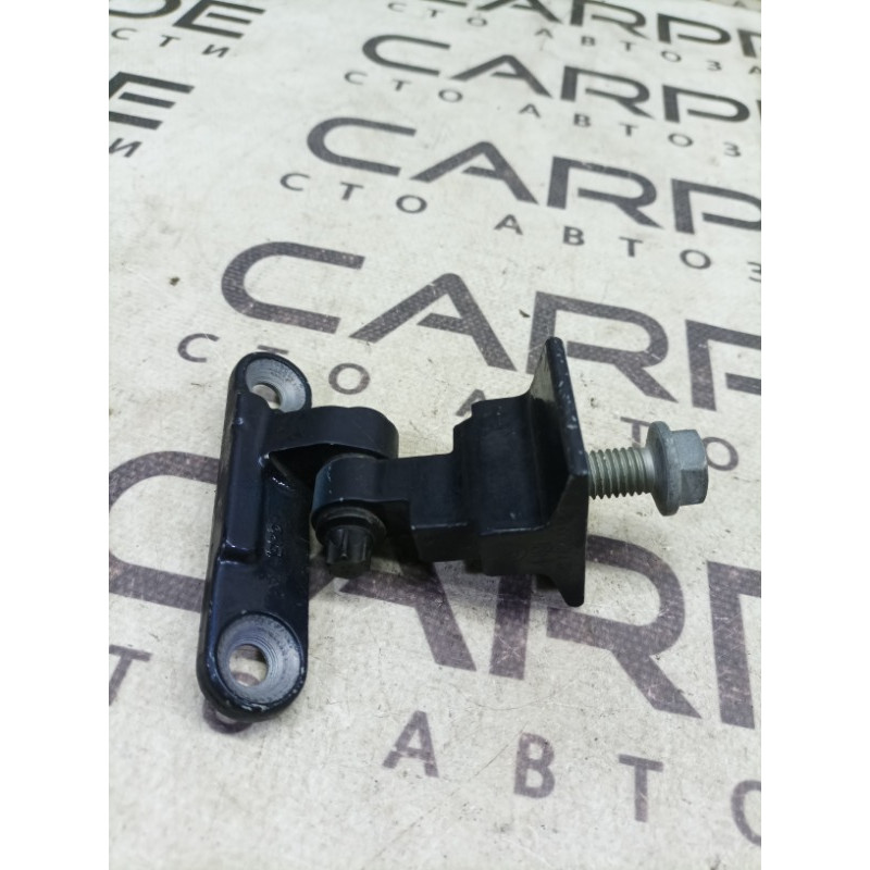 Петля двери (кузов и элементы) BMW 5-series F10 2013 N47D20 7185633