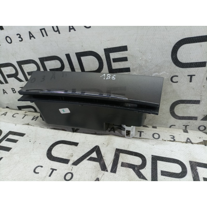 Пепельница (салон) Volkswagen Passat B6 2008 2.0 BKP 3c0863284a