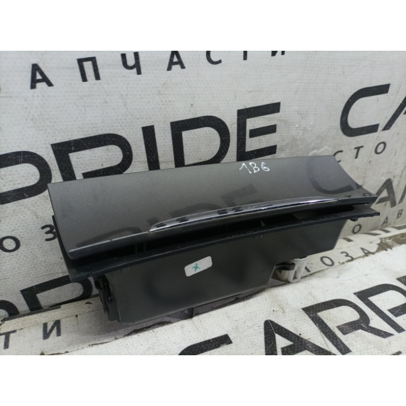 Пепельница (салон) Volkswagen Passat B6 2008 2.0 BKP 3c0863284a