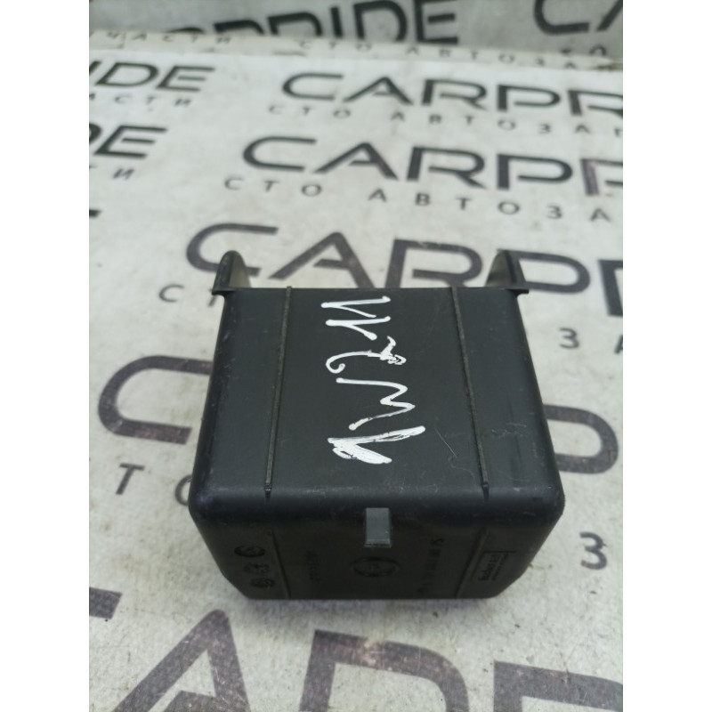 Ящик центральной консоли (салон) Mercedes-Benz E-class W211 2006 3.2 M112.946 a2116830075