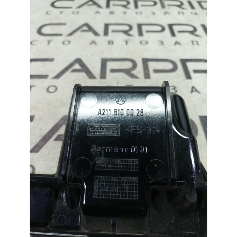 Попільничка (салон) Mercedes-Benz E-class W211 2006 3.2 M112.946 a2118100028