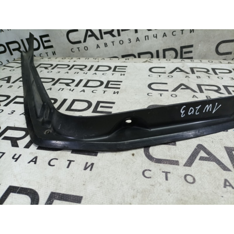 Накладка кришки багажника (кузов і елементи) Mercedes-Benz C-class W203 1.8 M111.951 a2036931333