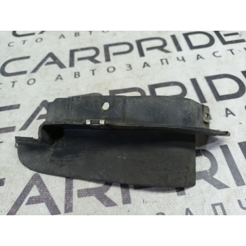 Брызговик (кузов и элементы) AUDI A4 B6 2.4BDV 8e0853834