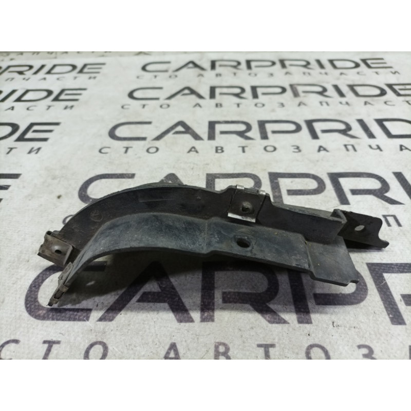 Брызговик (кузов и элементы) AUDI A4 B6 2.4BDV 8e0853834