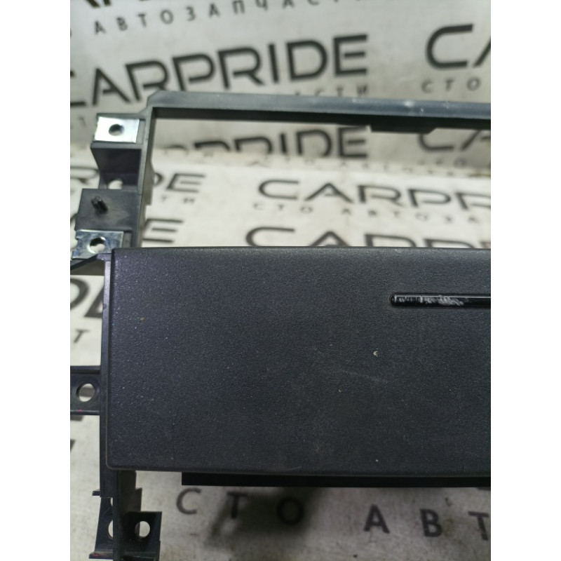 Бардачок центральной консоли (салон) KIA Sorento BL 2005 2.5 CRDI 845703e000