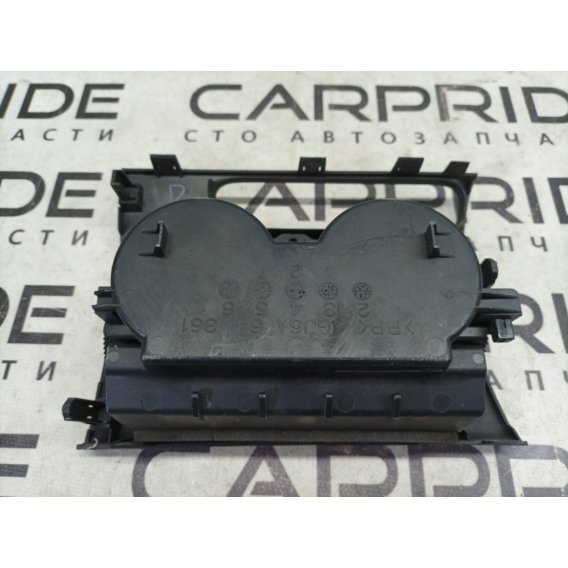 Подстаканник (салон) Mazda 6 GG 2002 2.0 RF5 gj6a64361