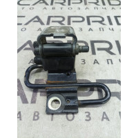 Петля двери