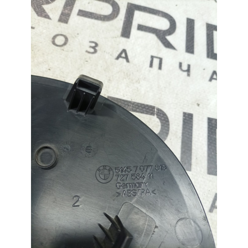 Накладка торпеды боковая (салон) BMW 3-series E90 2006 N46B20 51457077819