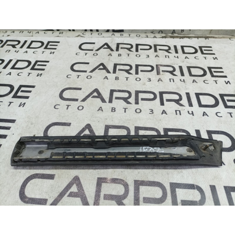 Молдинг крыла (кузов и элементы) BMW 7-series E32 1990 M70b50 51131908681