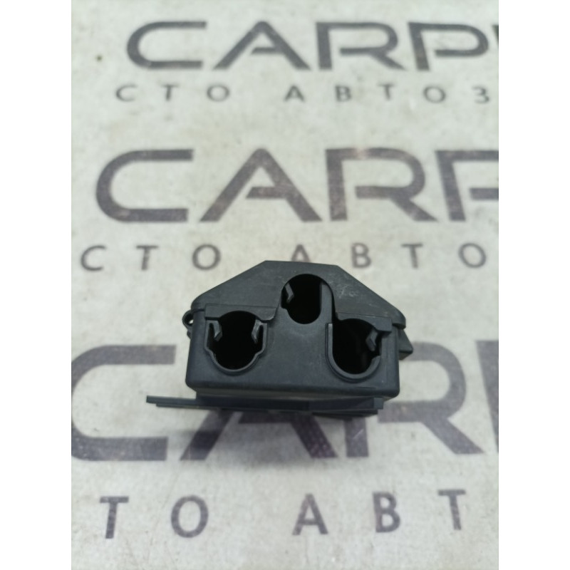 Кріплення проводки (кузов і елементи) BMW 3-series F30 2013 N26B20 61139249146