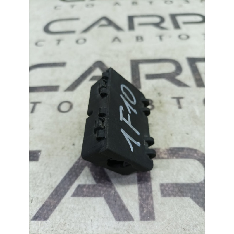 Крепление проводки (кузов и элементы) BMW 5-series F10 2013 N63B44 61139187008