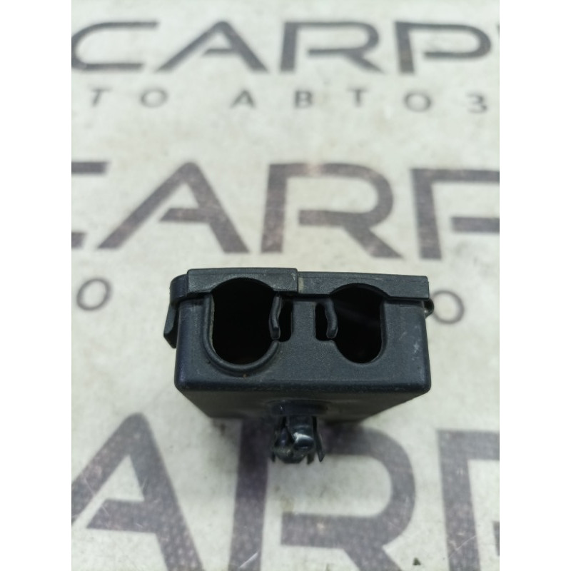 Крепление проводки (кузов и элементы) BMW 5-series F10 2013 N63B44 61139111262