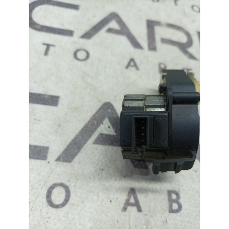 Привод заслонки отопителя (отопление и кондиционирование) BMW 5-series E39 8372147