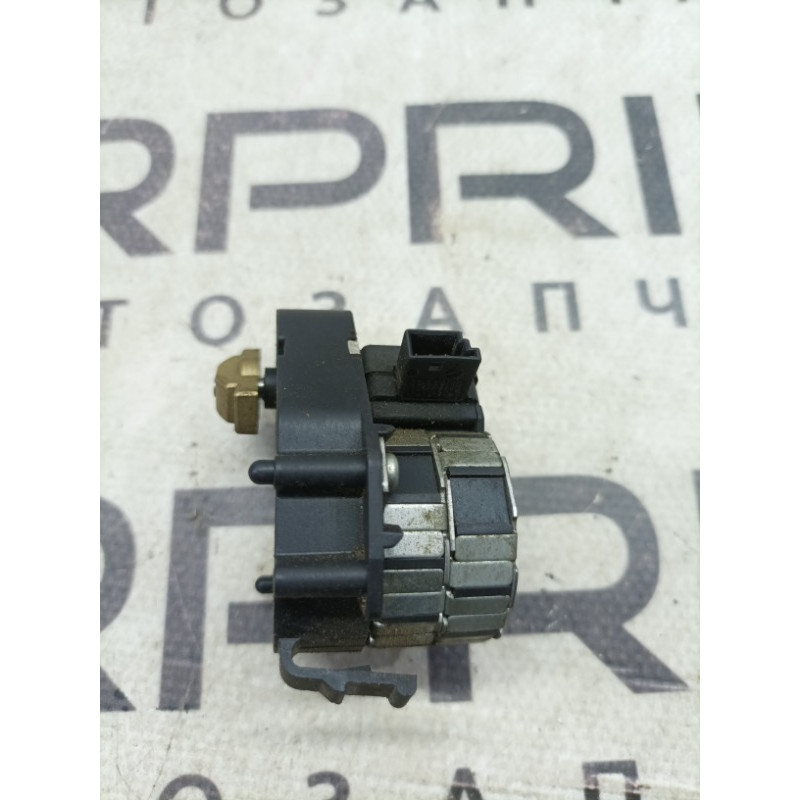 Привод заслонки отопителя (отопление и кондиционирование) BMW 5-series E39 64118363796