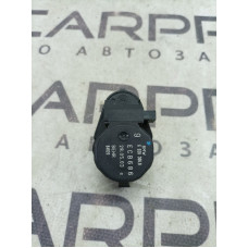 Привод заслонки отопителя