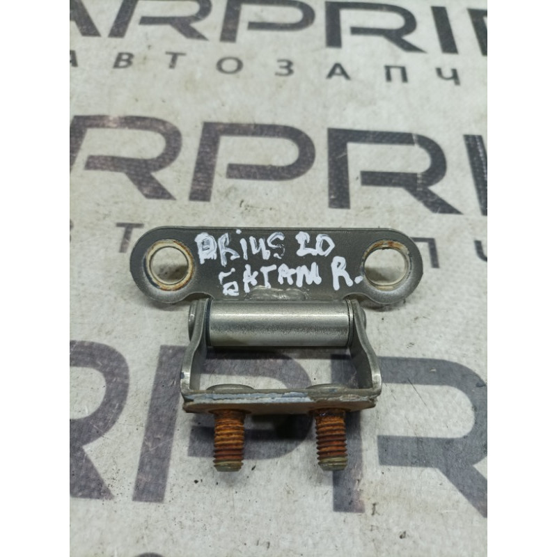 Петля багажника (кузов и элементы) Toyota Prius XW20