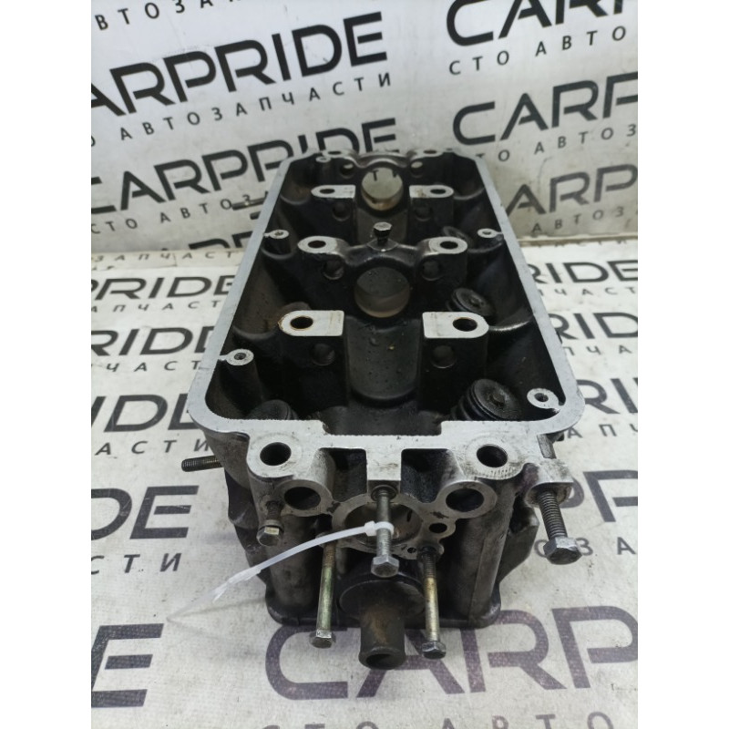 Головка блока цилиндров (двигатель и элементы) BMW 3-series E30 1268721