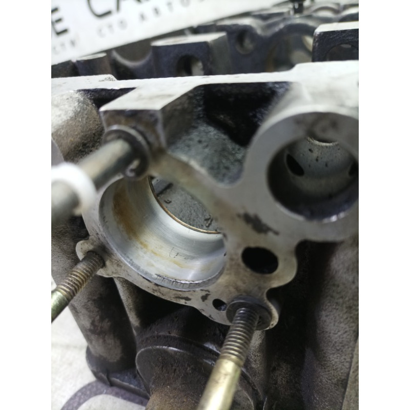 Головка блока цилиндров (двигатель и элементы) BMW 3-series E30 1268721