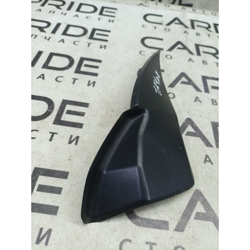 Накладка зеркала (салон) AUDI A4 B6 2003 2.0 ALT 8e0858706