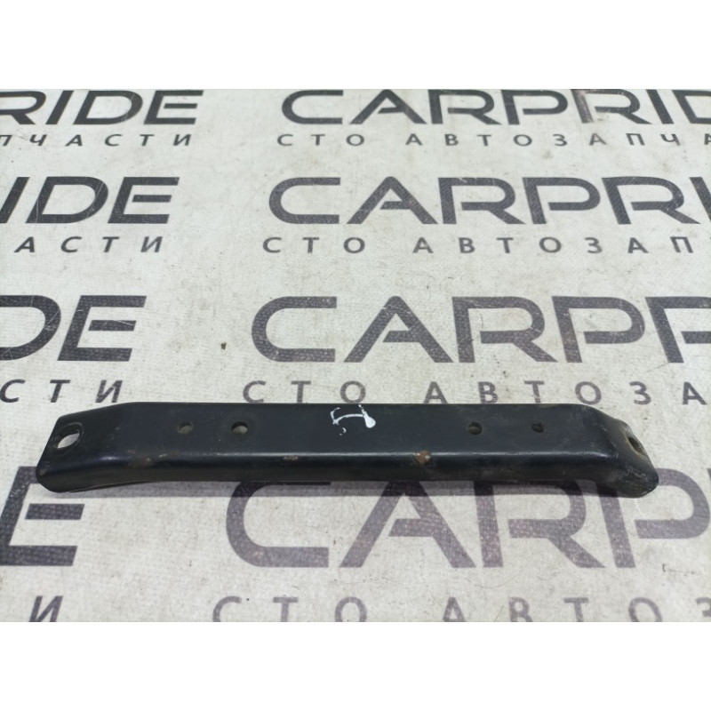 Кронштейн (двигатель и элементы) Audi A4 B6 06b129723bc