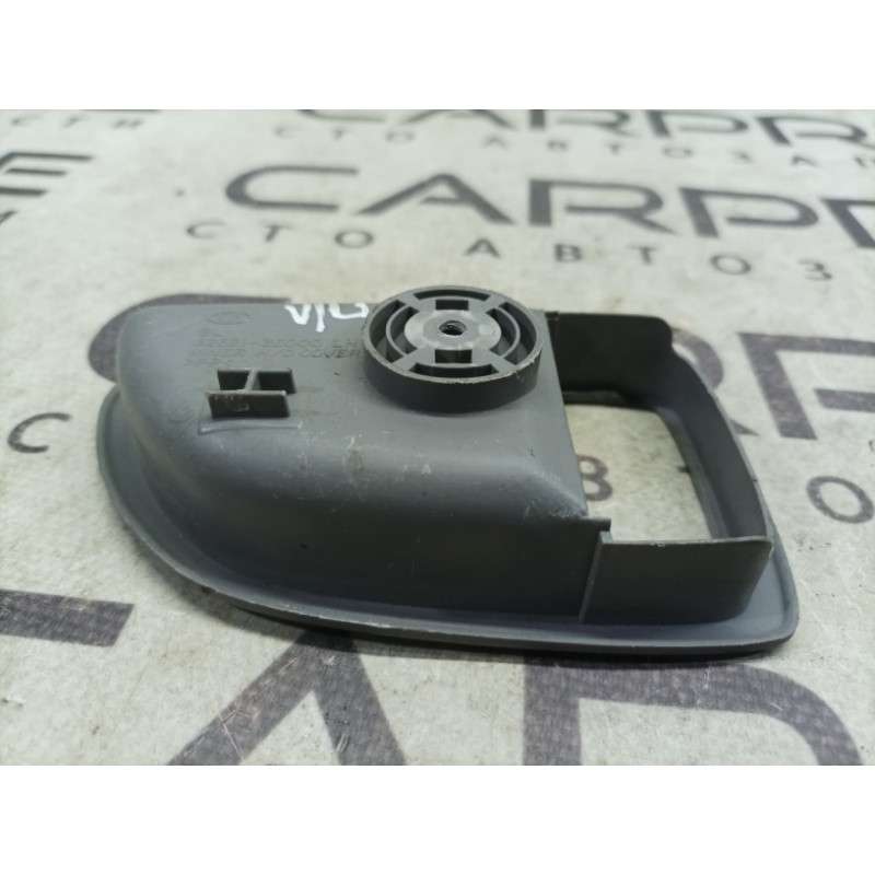 Накладка ручки внутренней (салон) KIA Sorento BL 2005 2.5 CRDI 826213e000