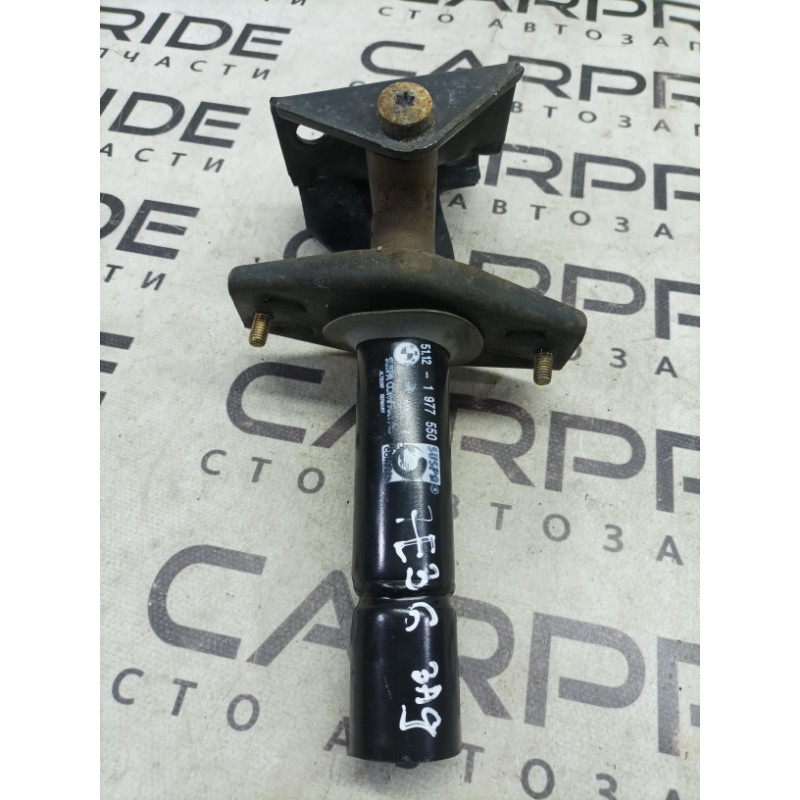 Кронштейн усилителя бампера (стекла и зеркала) BMW 3-series E36 1997 M52b28 51121977550