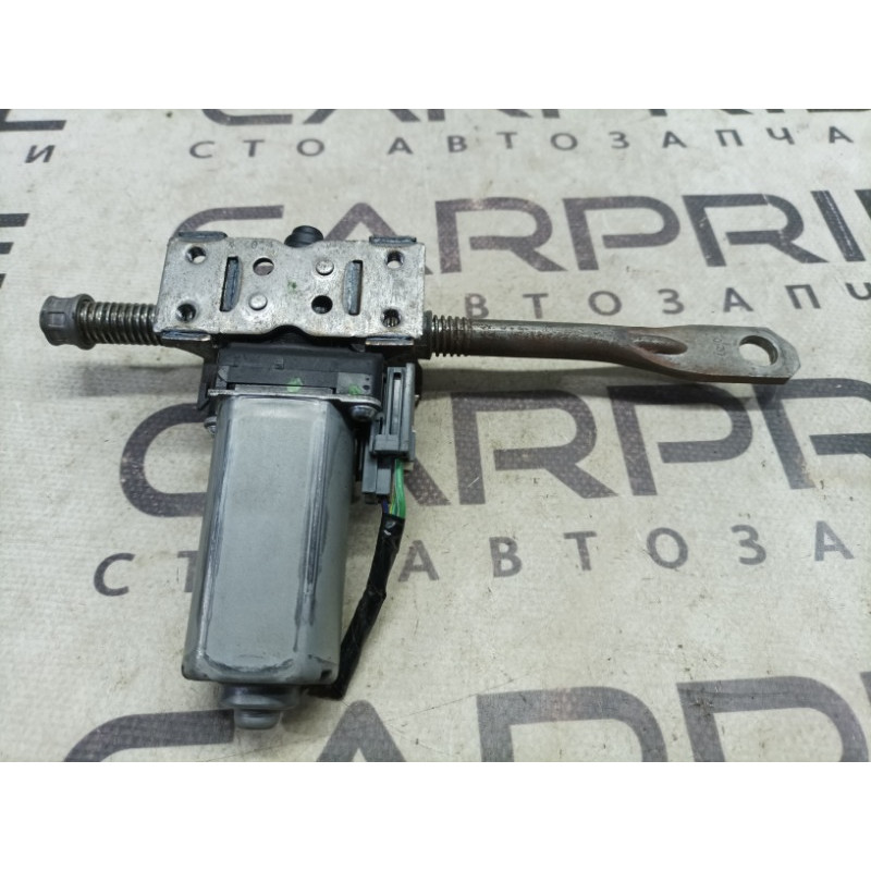 Моторчик регулировки сидения (электрика) Jeep Grand Cherokee wk2 920428100