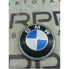 Декоративний ковпачок колеса